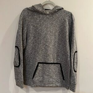 Man long sleeve gray hoodie with black pocket pattern size L